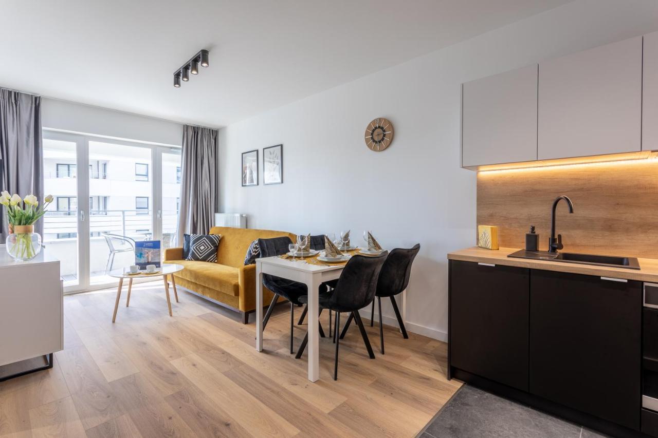 Ambria Apartments Sun Towers 슈비노우이스쳬 외부 사진