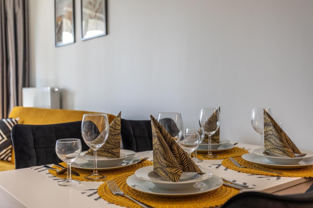 Ambria Apartments Sun Towers 슈비노우이스쳬 외부 사진