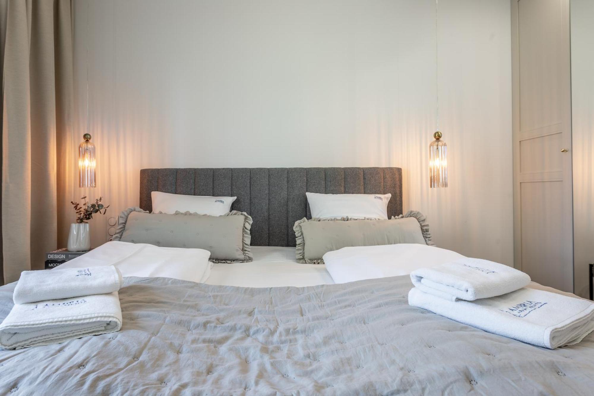 Ambria Apartments Sun Towers 슈비노우이스쳬 외부 사진